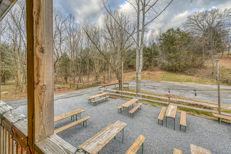 More Photos Of 4903 N Roan St, Johnson City Restaurant For Sale