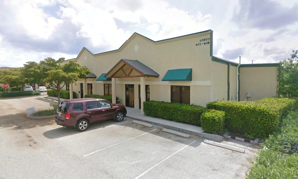 More Photos Of 10970 S Cleveland Ave, Fort Myers Office For Sale