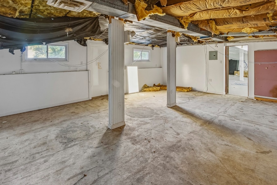 More Photos Of 50 Clara St, Landisville Warehouse For Sale