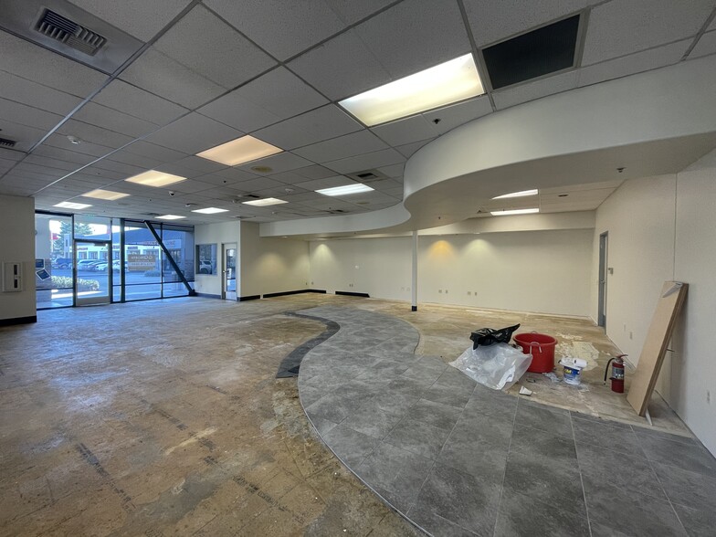 More Photos Of 2550 W El Camino Ave, Sacramento General Retail For Lease