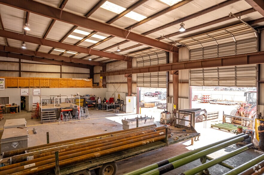 More Photos Of 1114 S FM 1788, Midland Warehouse For Lease