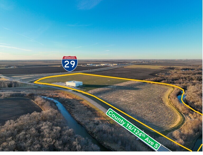 More Photos Of 3301 124th Ave S, Horace Manufacturing For Sale