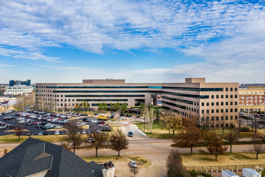 More Photos Of 14000 N Quail Springs Pky, Oklahoma City Office For Lease
