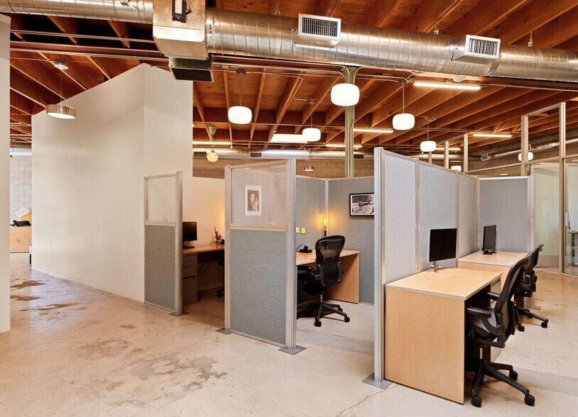 More Photos Of 5450-5458 W Washington Blvd, Los Angeles Office For Lease