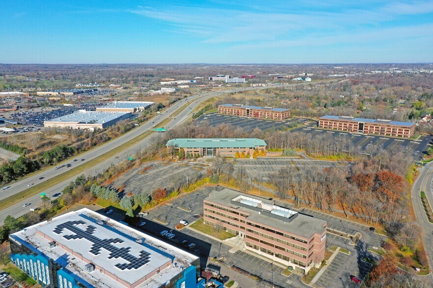 More Photos Of 19975 Victor Pky, Livonia Office For Lease