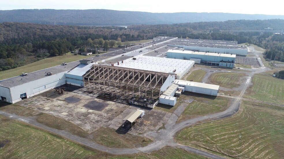 More Photos Of 1762 Goosepond Dr, Scottsboro Warehouse For Sale