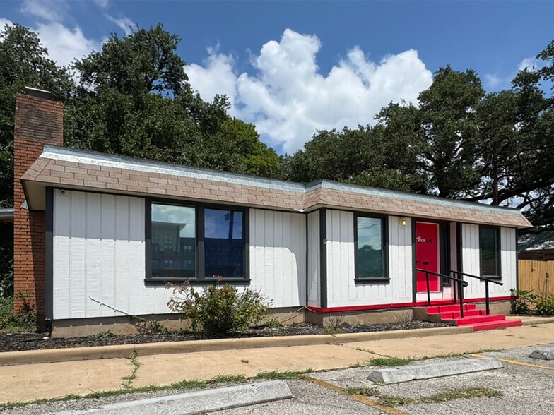 Primary Photo Of 3500 S Lamar Blvd, Austin Office For Lease