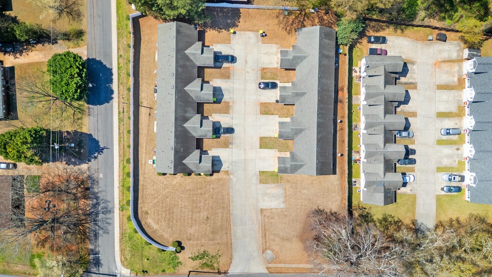 More Photos Of 229 E Wilson St, Villa Rica Multifamily For Sale