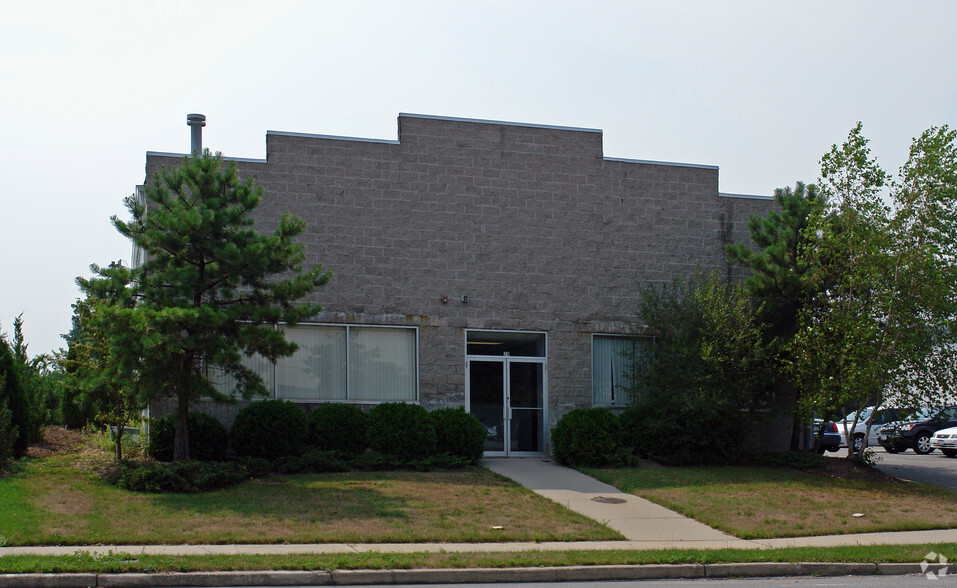 Primary Photo Of 20 Industrial Blvd, Medford Warehouse For Sale