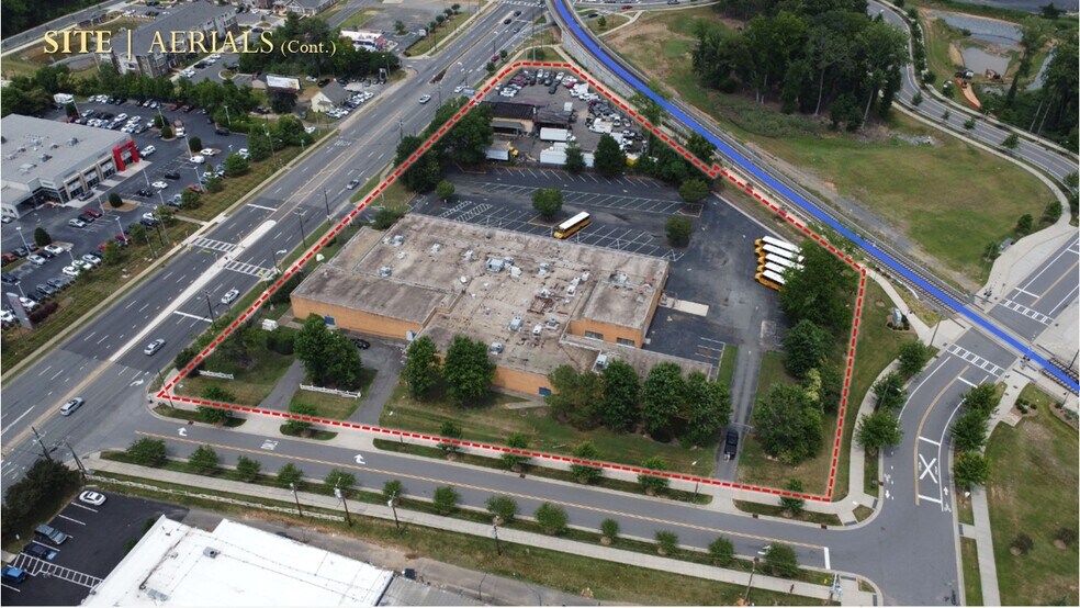 More Photos Of 5500 N Tryon St, Charlotte Schools For Lease