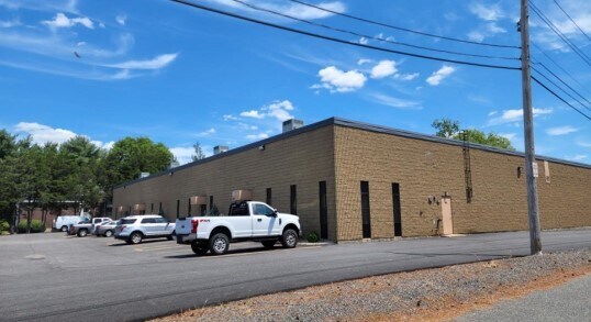 More Photos Of 118 Will Dr, Canton Warehouse For Lease