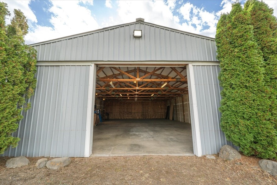 More Photos Of 12825 W 17th Ave, Airway Heights Warehouse For Sale