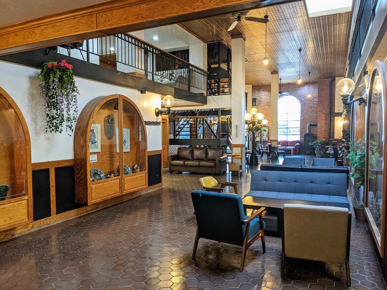 More Photos Of 200 S Main St, Pocatello Coworking Space