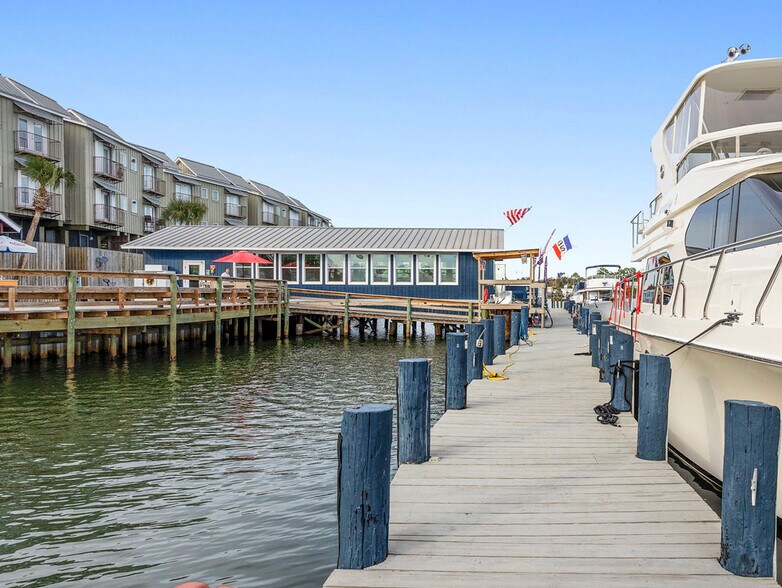 More Photos Of 275 Timber Island Rd, Carrabelle Restaurant For Sale