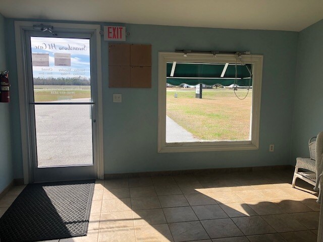 More Photos Of 1468 W Corbett Ave, Swansboro Office For Sale