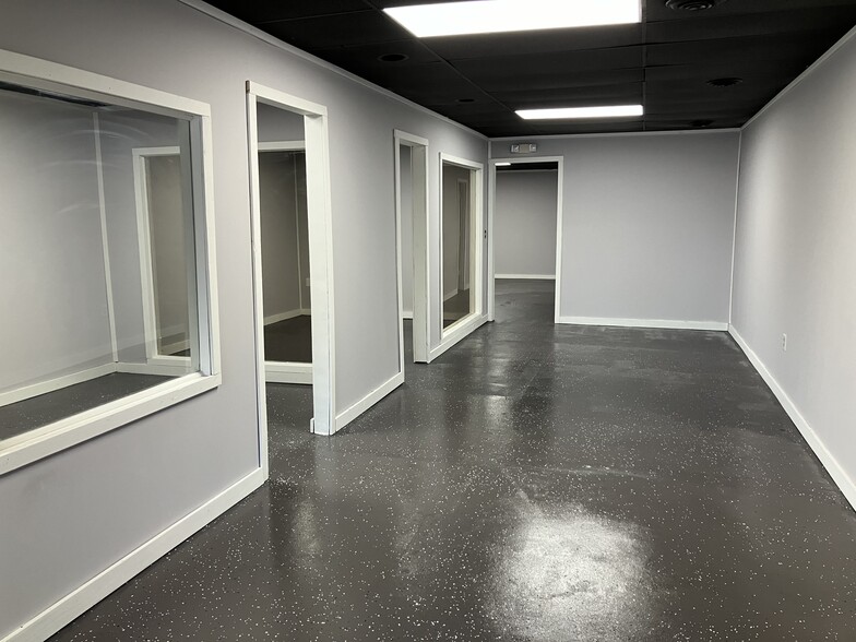 More Photos Of 329-339 Us-123-byp, Seneca Unknown For Lease