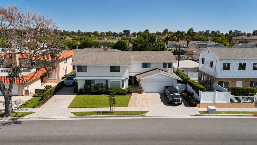 Primary Photo Of 2863-2867 W Carson St, Torrance Apartments For Sale