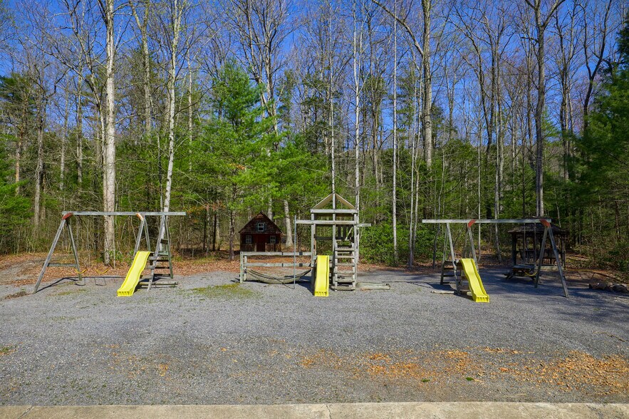 More Photos Of 160-166 Mossy Oak Ln, Mifflinburg Sports And Entertainment For Sale