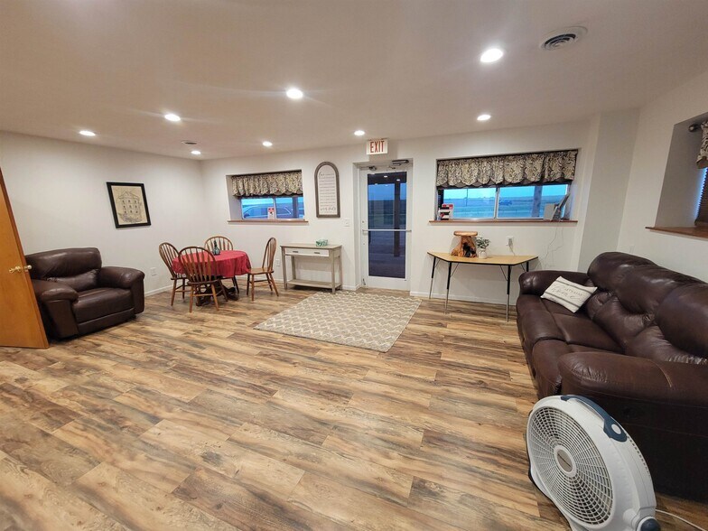 More Photos Of 38404 Road 719, McCook Office For Sale