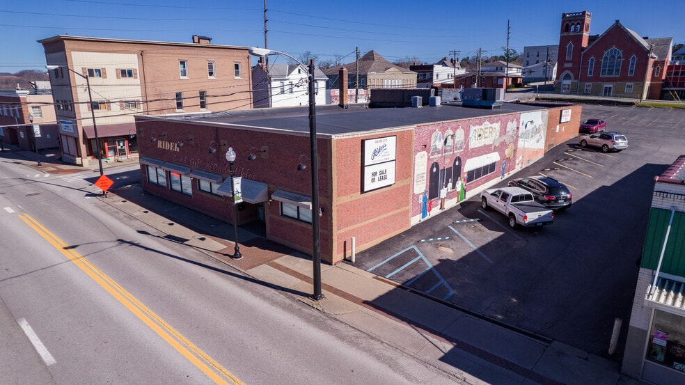 Primary Photo Of 303-305 Merchant St, Fairmont Showroom For Sale