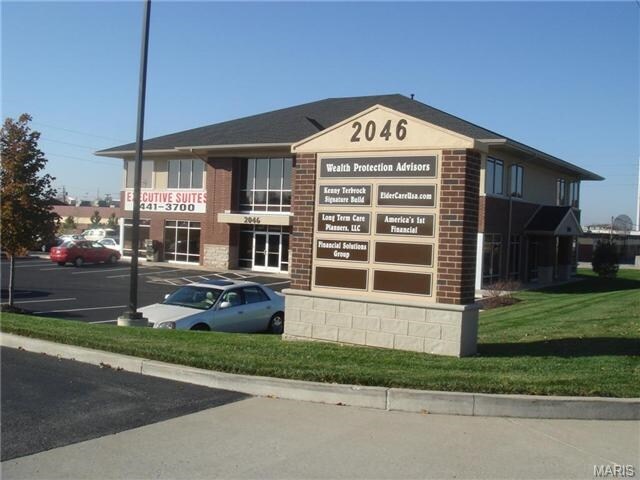 Primary Photo Of 2046 Queens Brooke Blvd, Saint Peters Office For Lease