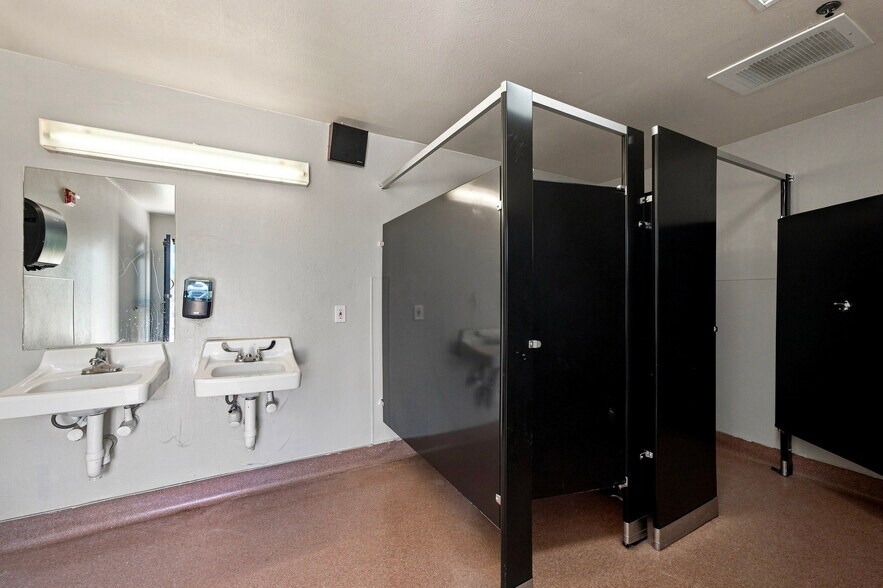 More Photos Of 2929 E McKellips Rd, Mesa Schools For Sale