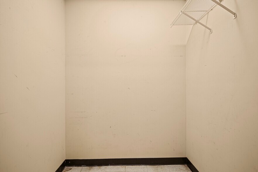 More Photos Of 505-601 Jermor Ln, Westminster Unknown For Lease