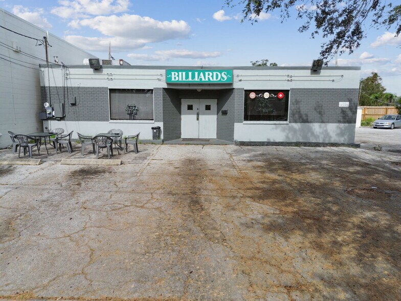 More Photos Of 1212 Rogers St, Clearwater Bar For Sale