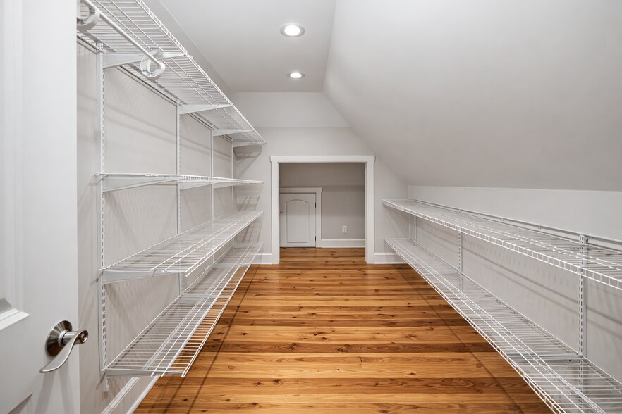 More Photos Of 36 Broad St, Senoia Office For Sale