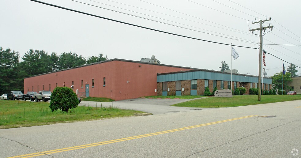 More Photos Of 4 State St, Nashua Manufacturing For Sale