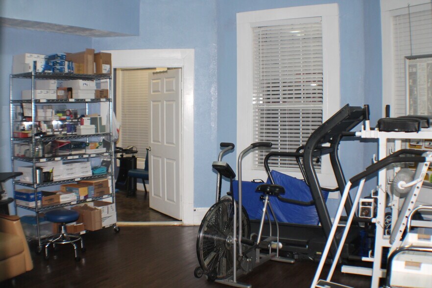 More Photos Of 3520 Broadway St, Houston Multifamily For Sale