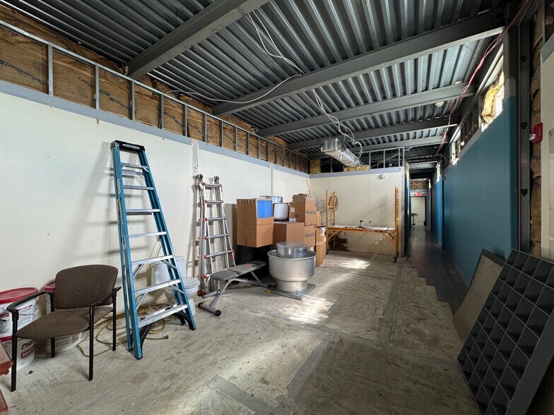 More Photos Of 194 Daniel St, Hackensack Warehouse For Sale