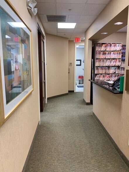 More Photos Of 670 Glades Rd, Boca Raton Medical For Sale