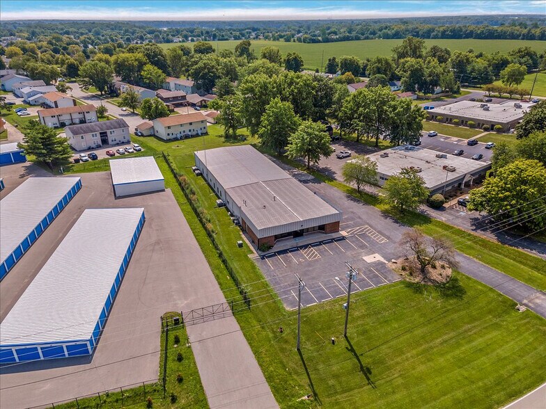 More Photos Of 6444 S 6th Street Rd, Springfield Office For Sale