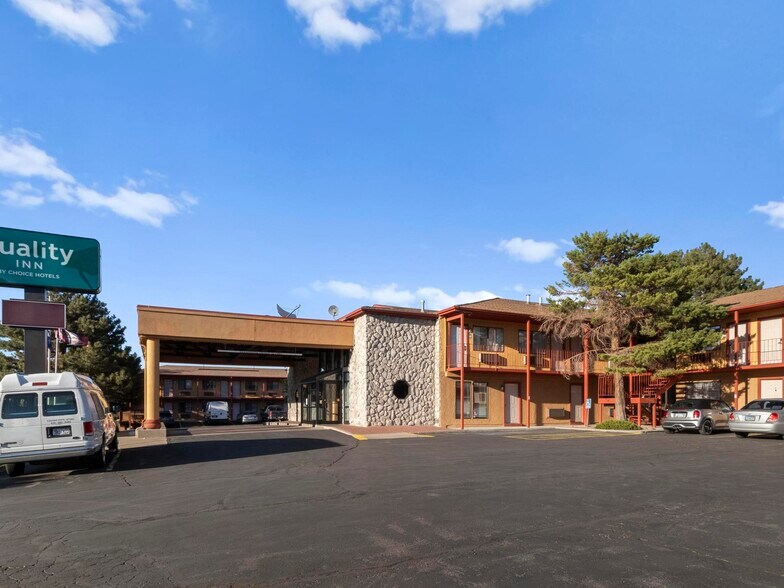 More Photos Of 250 N 1100 W, Cedar City Hotel For Sale