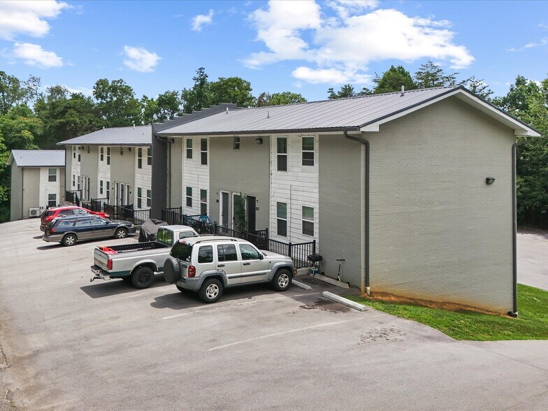 More Photos Of 112 Becky Dr, Greeneville Apartments For Sale