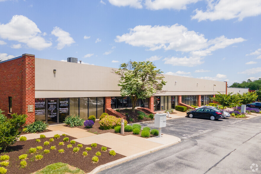 Primary Photo Of 401-405 Gordon Dr, Exton Office For Sale