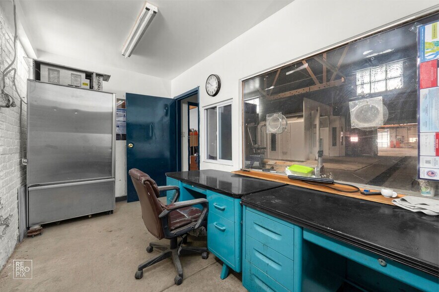 More Photos Of 1123 W Catalpa Ave, Chicago Industrial For Lease