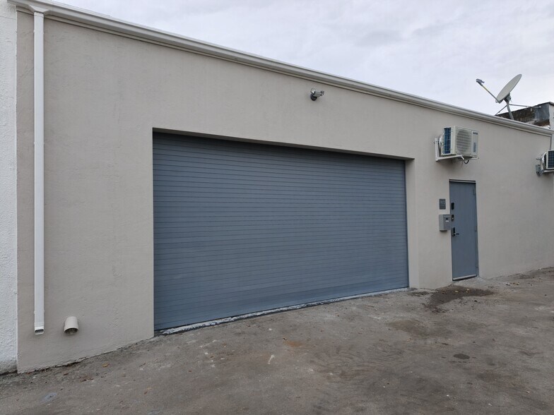 More Photos Of 1800-1812 SW 7th Ave, Pompano Beach Warehouse For Sale