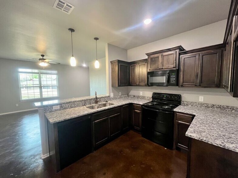 More Photos Of , Oklahoma City Multifamily For Sale