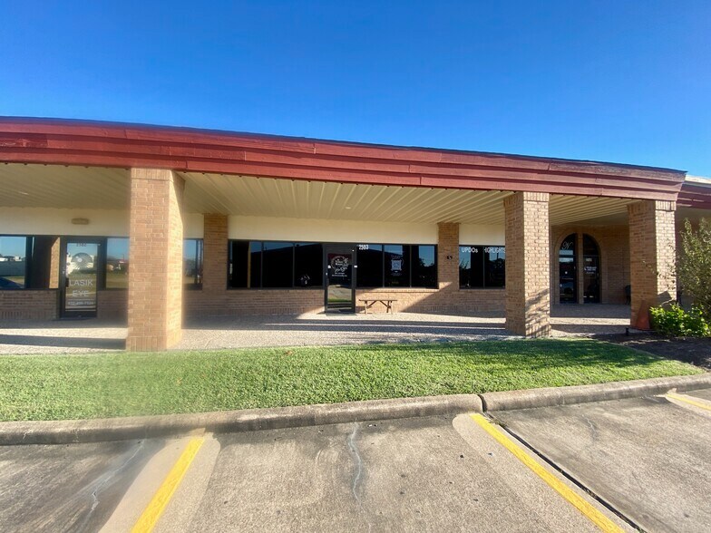 More Photos Of 2503 Westminister Rd, Pearland Storefront For Sale