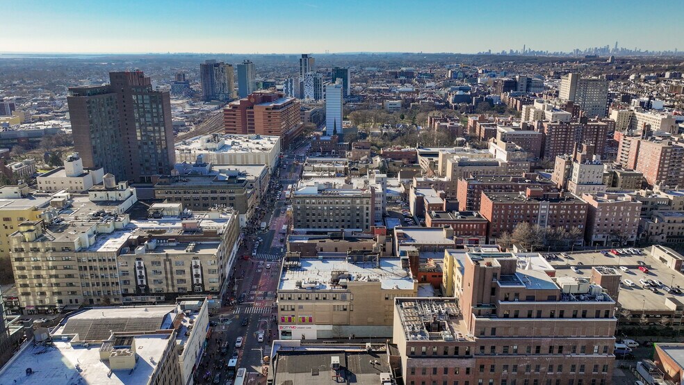 More Photos Of 162-21 Jamaica Ave, Jamaica General Retail For Sale