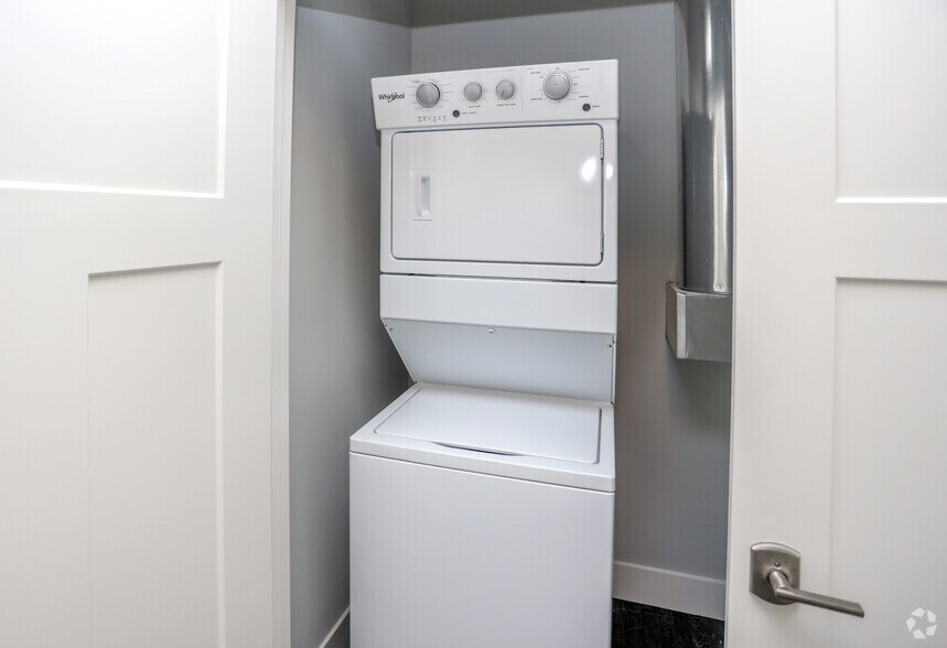 More Photos Of 11671 Maple St, Fishers Apartments For Lease