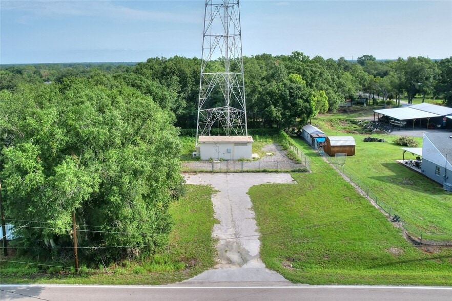 More Photos Of 325 Wilder Rd, Lakeland Specialty For Sale