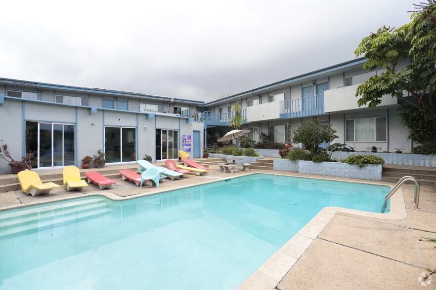 More Photos Of 1150 Tennyson St, Manhattan Beach Apartments For Sale