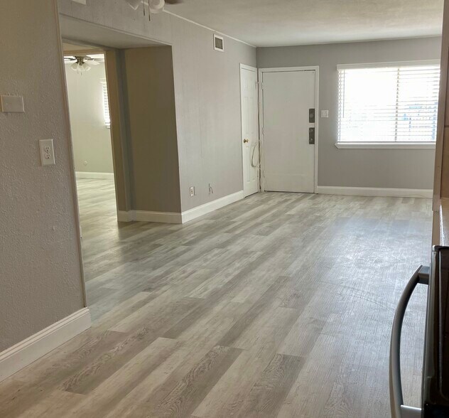 More Photos Of 3920 Brushwood Ln, Corpus Christi Apartments For Sale