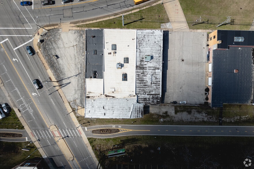 More Photos Of 3116 Bellevue Rd, Toledo Warehouse For Sale