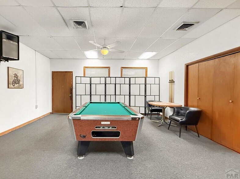 More Photos Of 424 W Northern Ave, Pueblo Restaurant For Sale