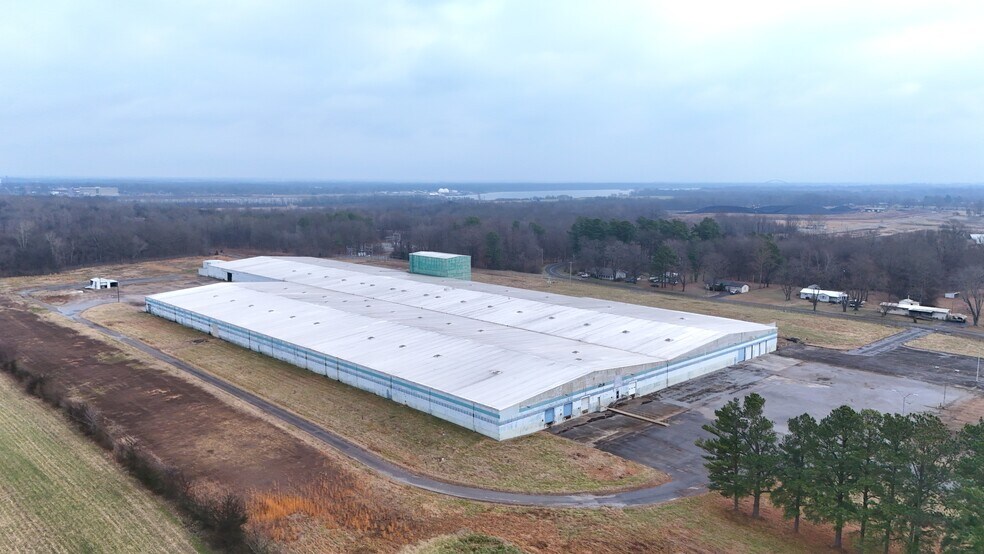 More Photos Of 7845 Carneal Rd, West Paducah Warehouse For Lease