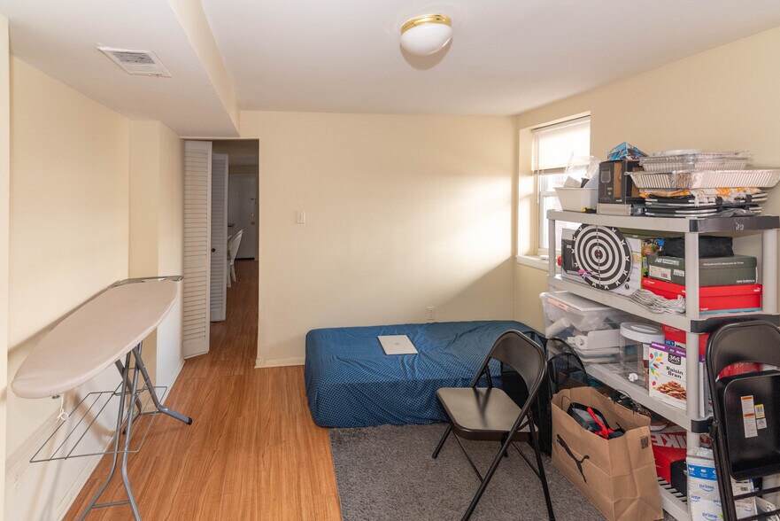 More Photos Of 401-405 S High St, Baltimore Storefront Retail Residential For Sale